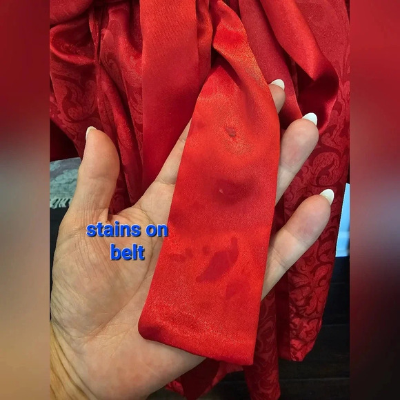 Victoria's Secret Gold Label Vintage Red Kimono Robe with belt and pockets - Picture 9 of 10